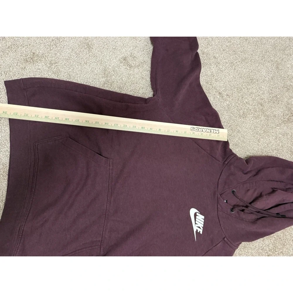 Nike Hoodie woman's XL. C16